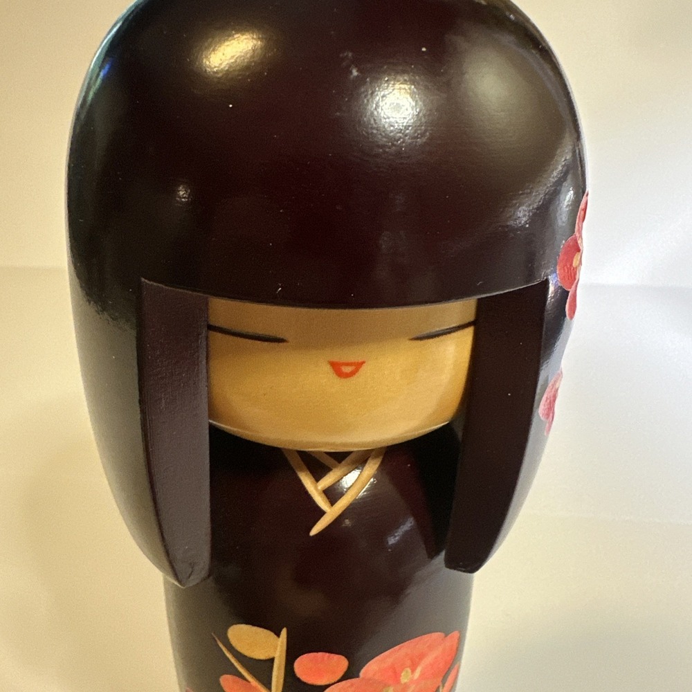 Vintage Kokeshi Japanese Wooden Doll 9 Inches Tall - Picture 2 of 8